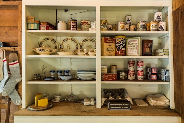 Easy and Pretty Pantry Organization Ideas